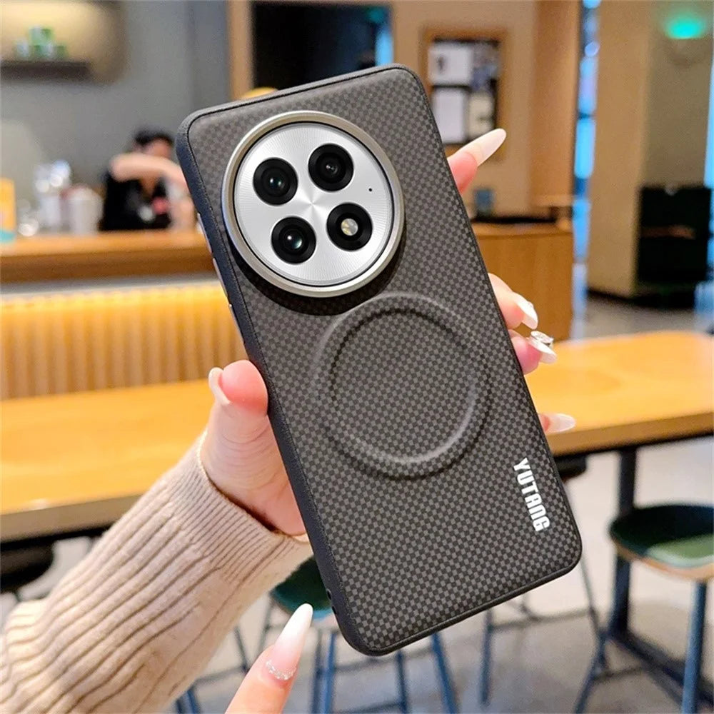 YUTANG for OnePlus 13 Magnetic Case Dot Pattern PC+TPU Shockproof Phone Cover - Black - 1