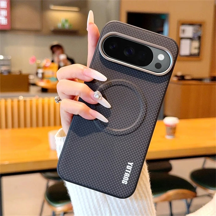 YUTANG Magnetic Case for Google Pixel 10 Pro  /  Pixel 10 Dot Pattern PC+TPU Shockproof Phone Cover - Black - 1