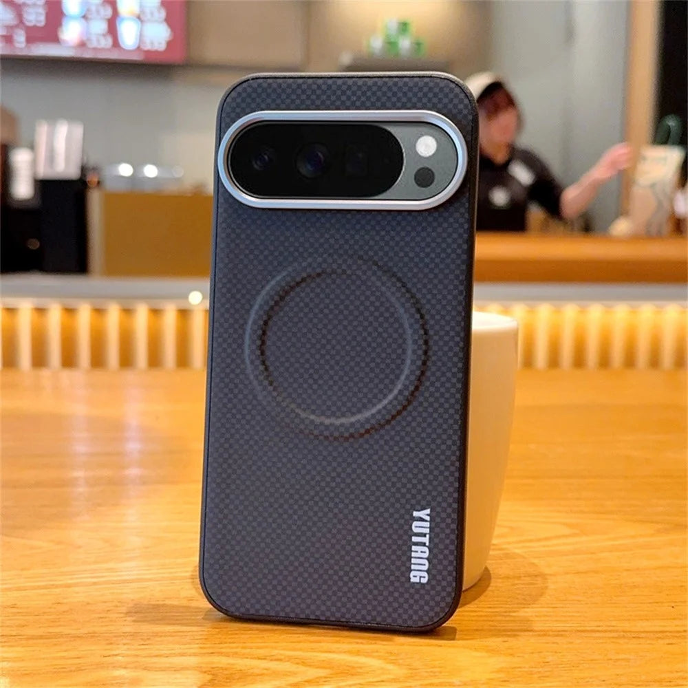 YUTANG Magnetic Case for Google Pixel 10 Pro XL Dot Pattern PC+TPU Shockproof Phone Cover - Black - 1