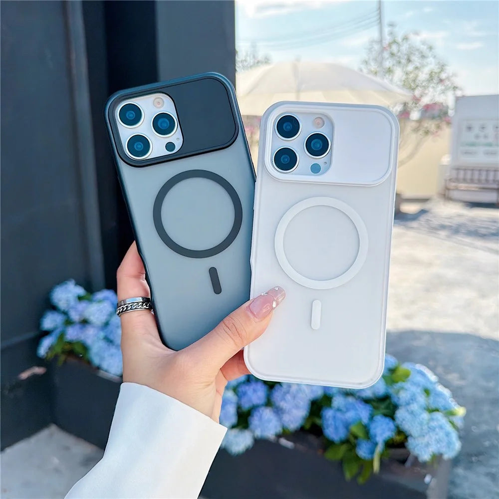 For iPhone 16 Pro Max Magnetic Case Anti-fingerprint Soft-touch Shockproof  TPU + PC Cover - Transparent White - 3