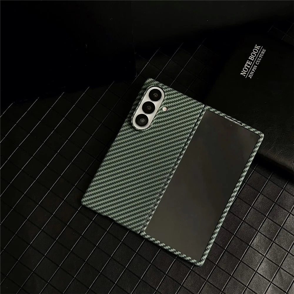 For Samsung Galaxy Z Fold8 Ultra Magnetic Case Carbon Fiber Texture PC Phone Cover with Screen Protector - Green - 3