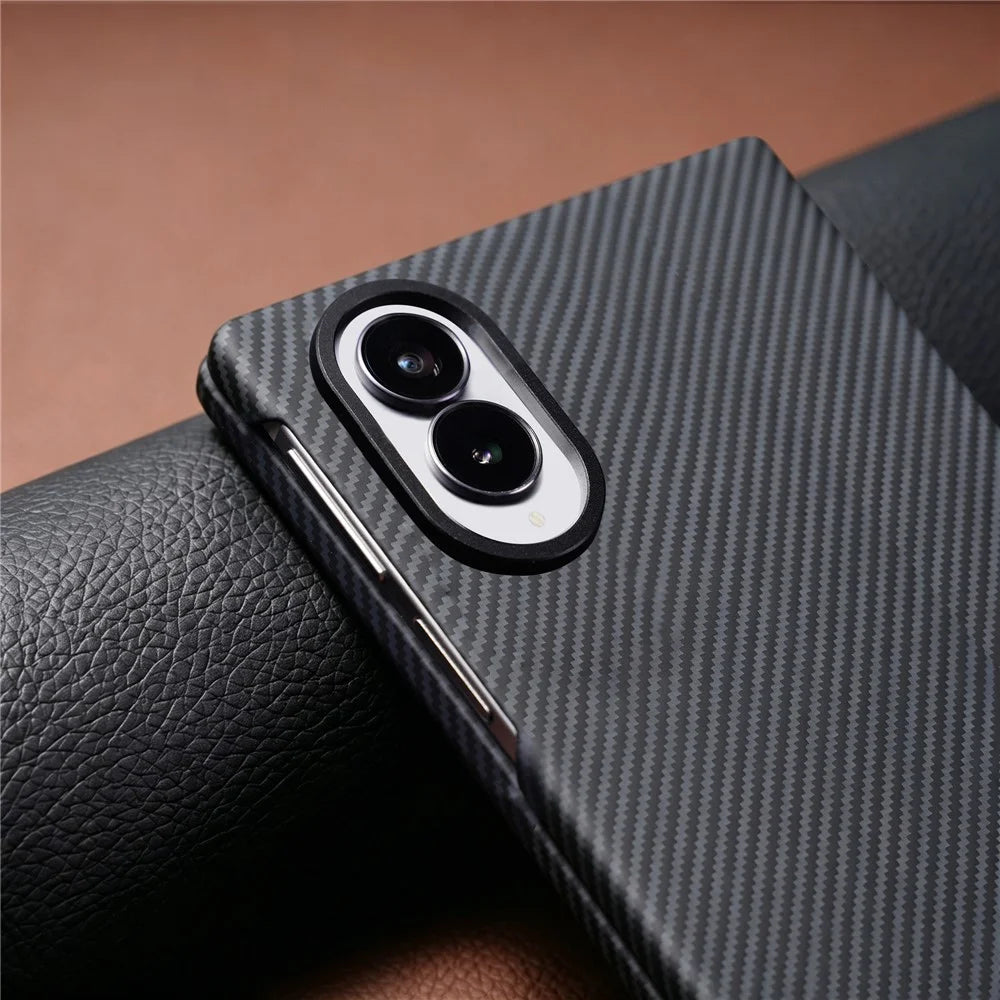 For Samsung Galaxy Z Fold8 Magnetic Case Carbon Fiber Texture PC Phone Cover with Tempered Glass Film - Black - 7