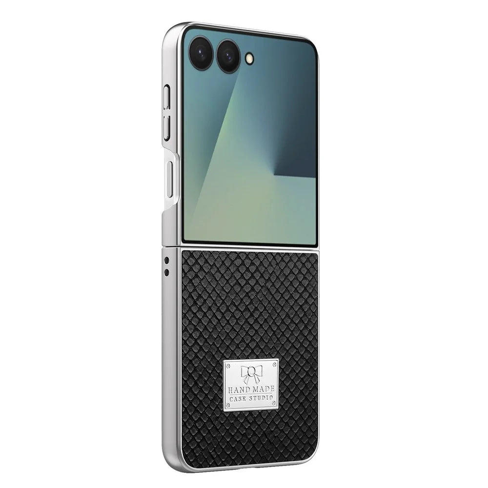 For Samsung Galaxy Z Flip8 Case Snake Pattern Leather + PC Anti-fingerprint Phone Cover - Black - 2