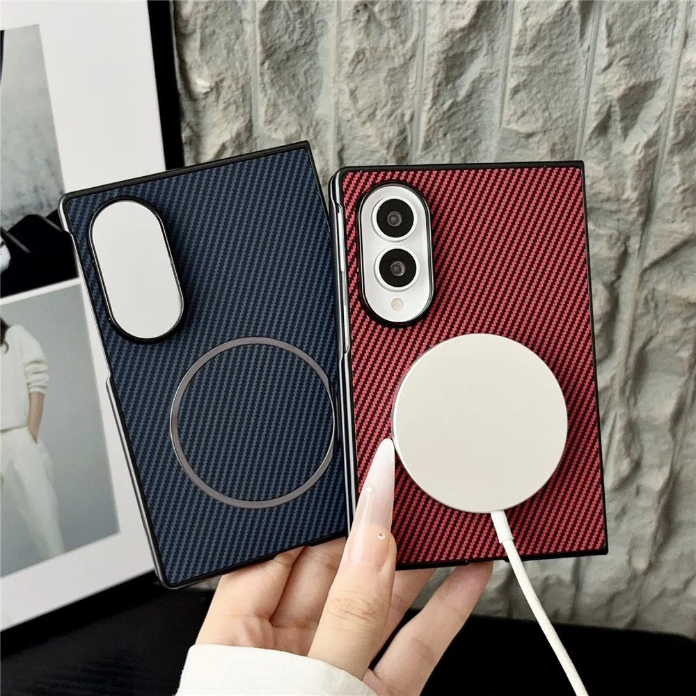 For Samsung Galaxy Z Fold8 Magnetic Case Carbon Fiber Texture PU Leather + PC Folding Phone Cover - Black - 3