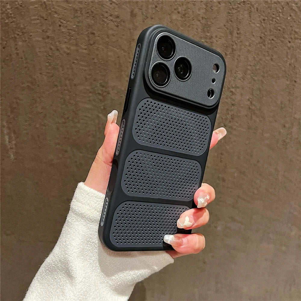 For iPhone 18 Pro Max  / 17 Pro Max Magnetic Case Three-Zone Cooling PC + TPU Scratch Resistant Phone Cover - Black - 1