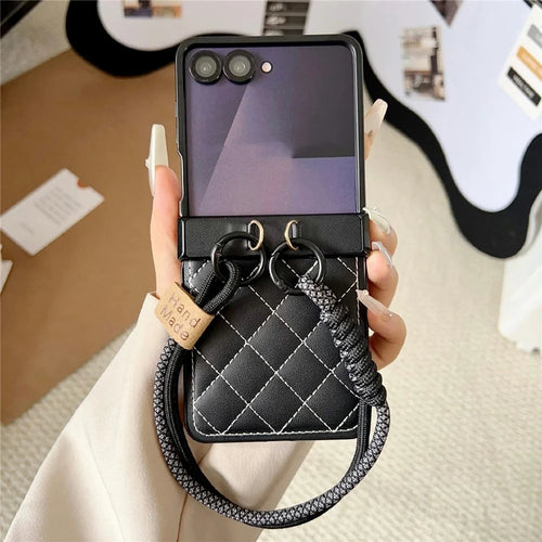 For Samsung Galaxy Z Flip7 5G Case Air Cushion V-Pattern Diamond Grid Leather + PC Phone Cover with Lanyard - Black - 1
