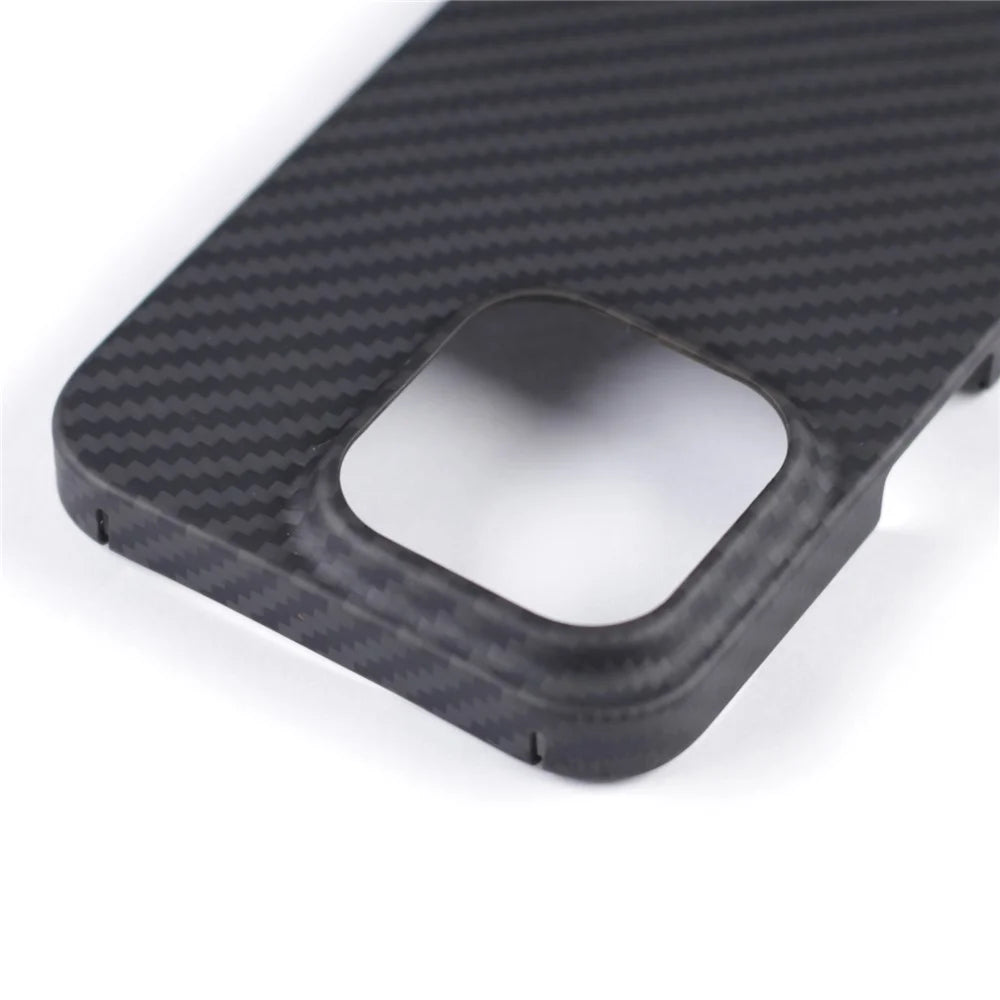 For iPhone 15 Pro Max Phone Cover 1500D Coarse Texture Aramid Fiber Slim-Fit Phone Case - Black - 6