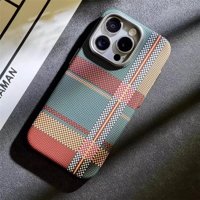 For iPhone 13 Pro 6.1 inch Cover Hard PC Carbon Fiber Texture Case Compatible with MagSafe - Red  /  Green - 2