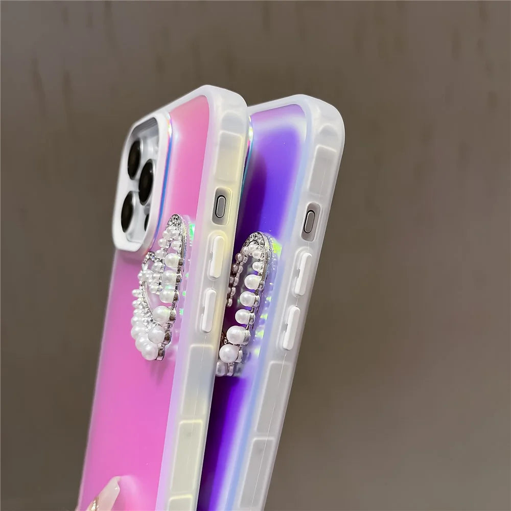 For iPhone 12 / 12 Pro 6.1 inch Case Laser Effect PC+TPU Pearls Heart Decor Phone Cover with Hand Strap - Transparent - 6