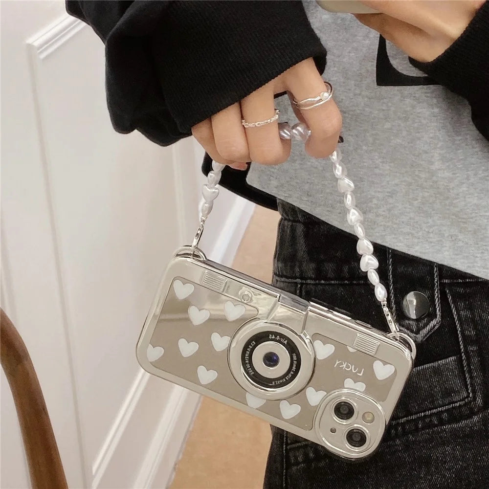 Camera Shaped TPU Cover for iPhone 14 Plus Mirror Surface Electroplating Phone Cases with Bead Strap - Heart - 2