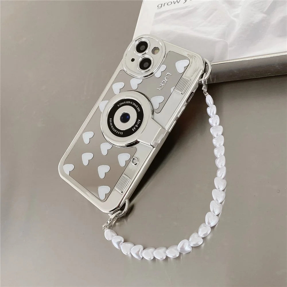 Camera Shaped TPU Cover for iPhone 14 Plus Mirror Surface Electroplating Phone Cases with Bead Strap - Heart - 4