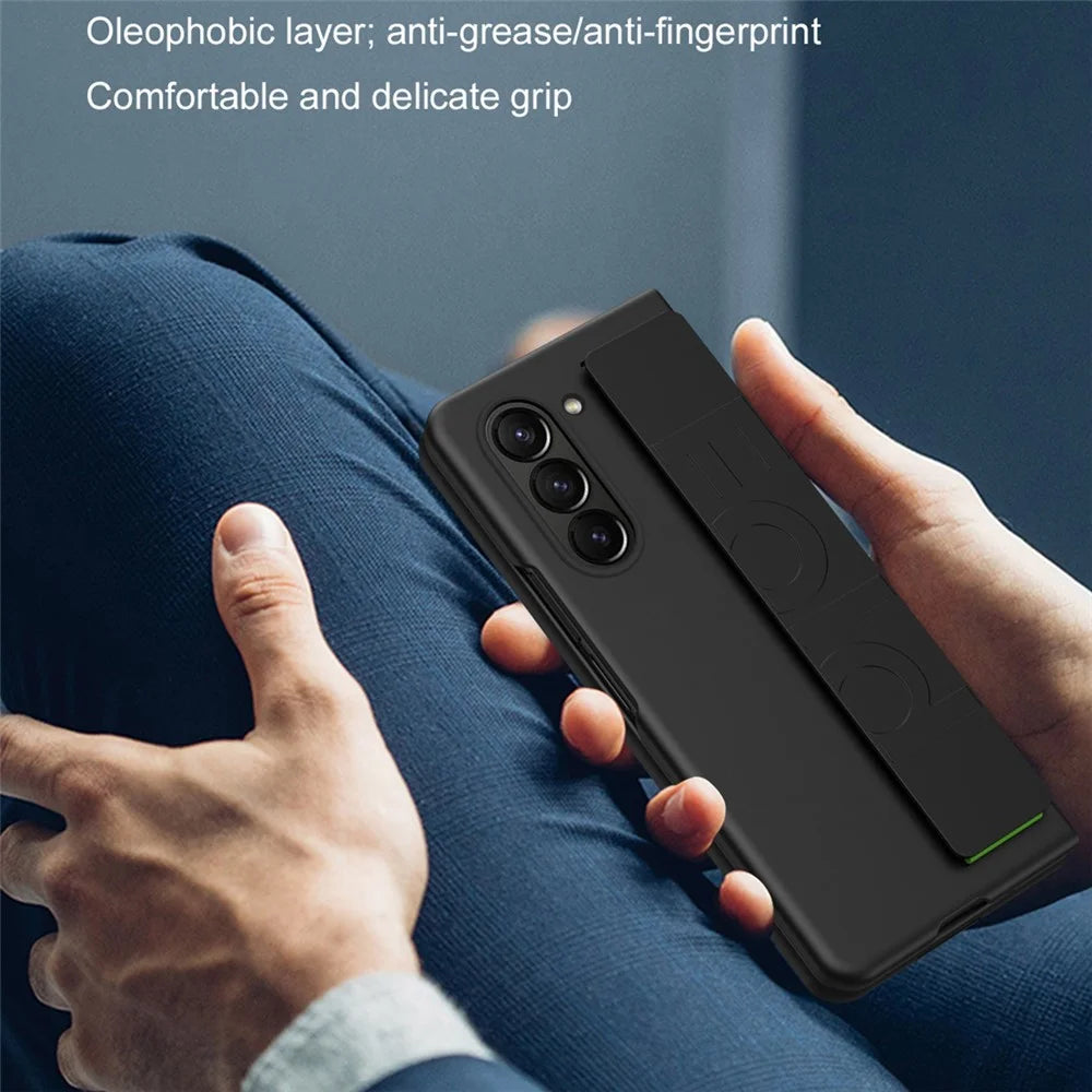 For Samsung Galaxy Z Fold6 5G Skin-Touch Case PC Anti-Fingerprint Phone Cover with Stretch Wristband - Black - 4