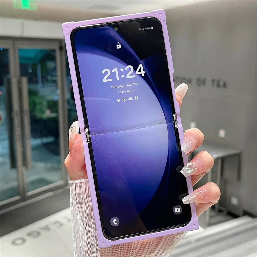 For Samsung Galaxy Z Flip5 5G Phone Case Rhinestone Decor TPU+PC Diamond Pattern Metal Badge Cover - Purple - 5