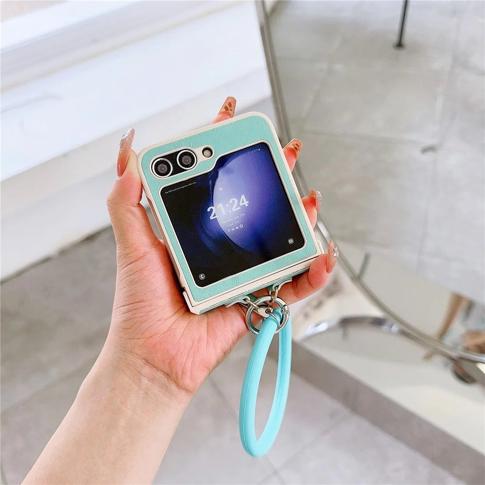 For Samsung Galaxy Z Flip5 5G Cover PU Leather+PC Phone Protective Case with Round Wristband Crazy Horse Texture - Baby Blue - 3