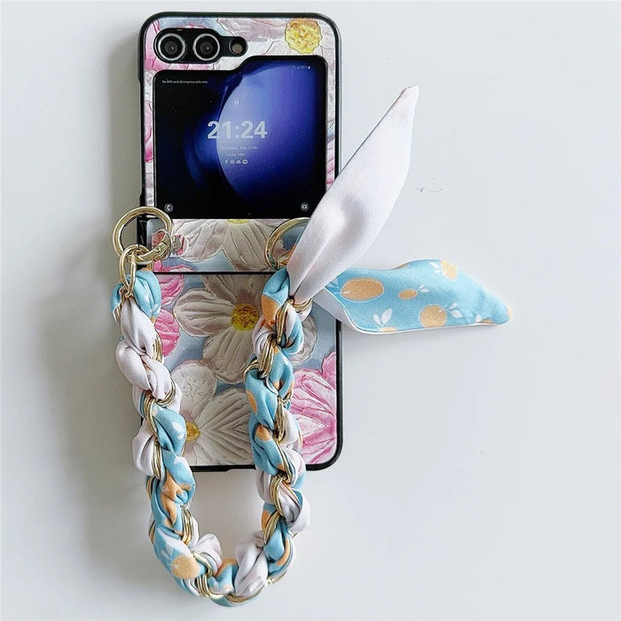For Samsung Galaxy Z Flip5 5G   Case PU Leather+PC Phone Shell with Silk Scarf Chain Lacquered Pattern Design - Big Flower - 1