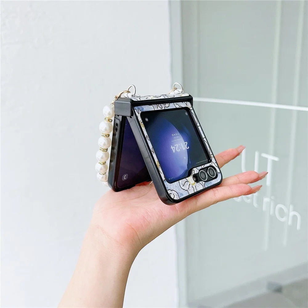 For Samsung Galaxy Z Flip5 5G Hinge Design Lacquered Flower Pattern PU Leather+PC Case with Pearl Chain - Purple Flower - 5