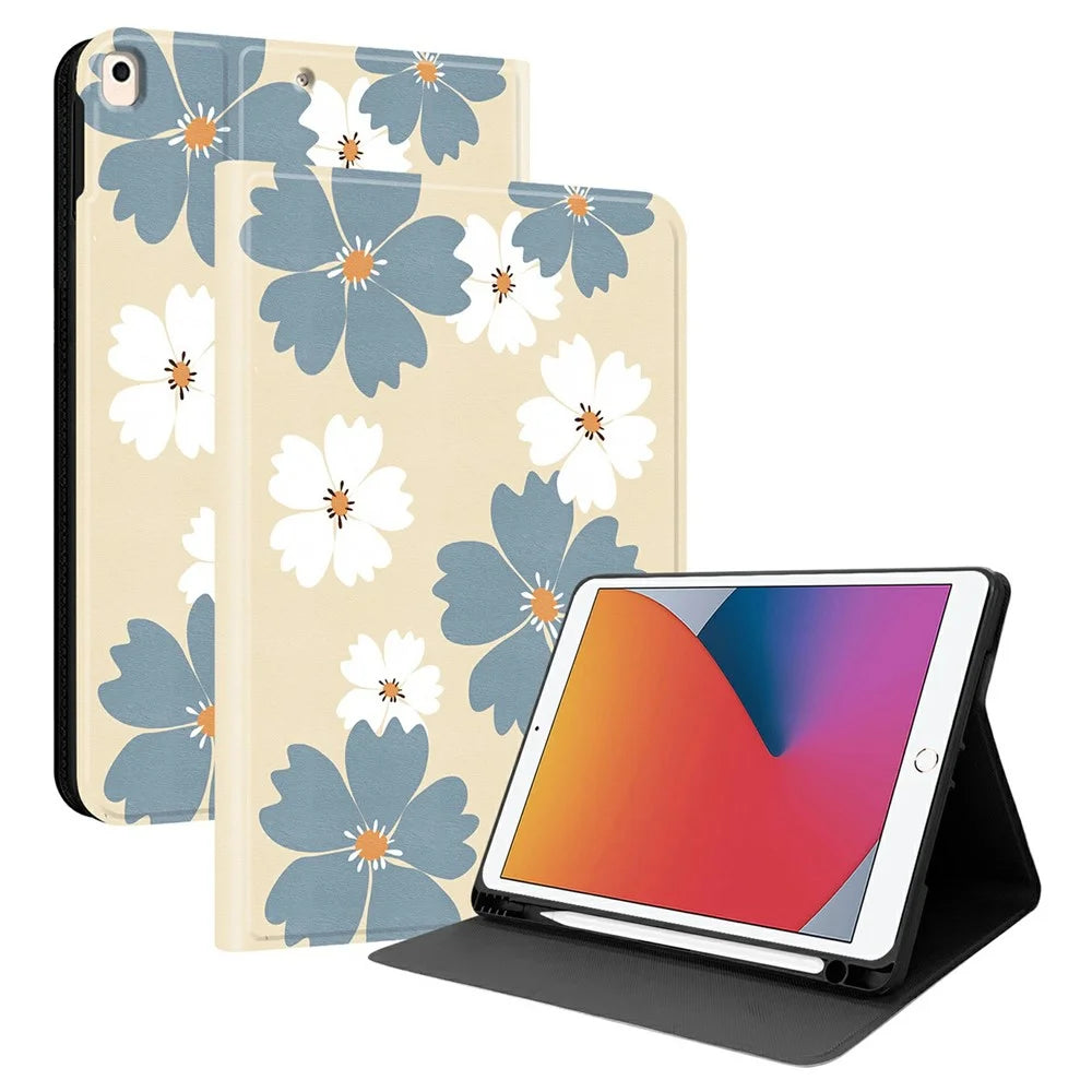PU Leather Case For iPad 10.2 (2021)  /  (2019)  /  (2020) Pattern Print Tablet Cover Stand with Pen Slot (Stylus Not Included) - Blue Daisies - 1