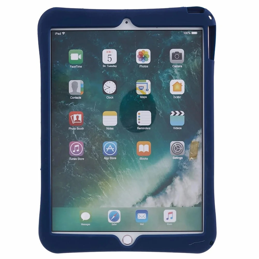 For iPad Air 10.5 inch (2019) / Pro 10.5-inch (2017) Silicone Case Astronaut Design Kickstand Tablet Cover with Strap - 3