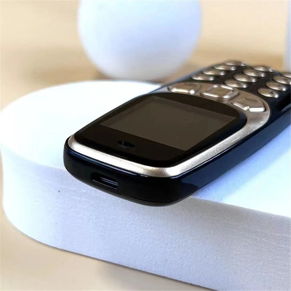 Q3308 1.33-Inch Mini Triple SIM Standby 2G Bar Phone - Black - 5
