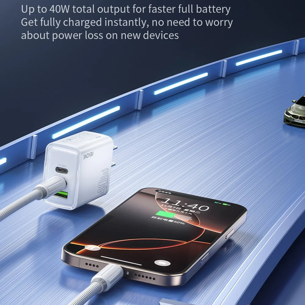 WEKOME WP-U63 40W Fast Charger USB-A  /  Dual Type-C Ports Power Charger Adapter - US Plug - 4