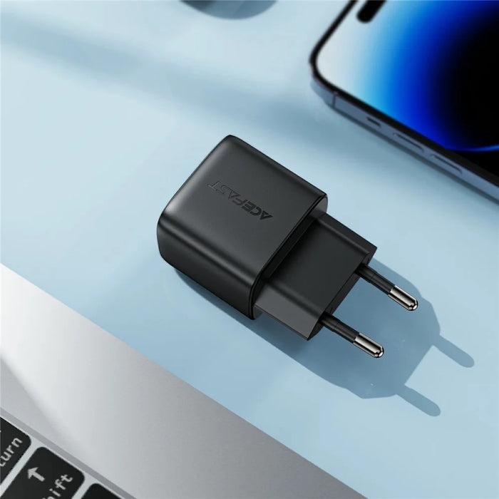 ACEFAST A116 For Multiple Devices PD 35W GaN Charger  Dual Port USB C and A LED Display Quick Charging Adapter - EU Plug - 4