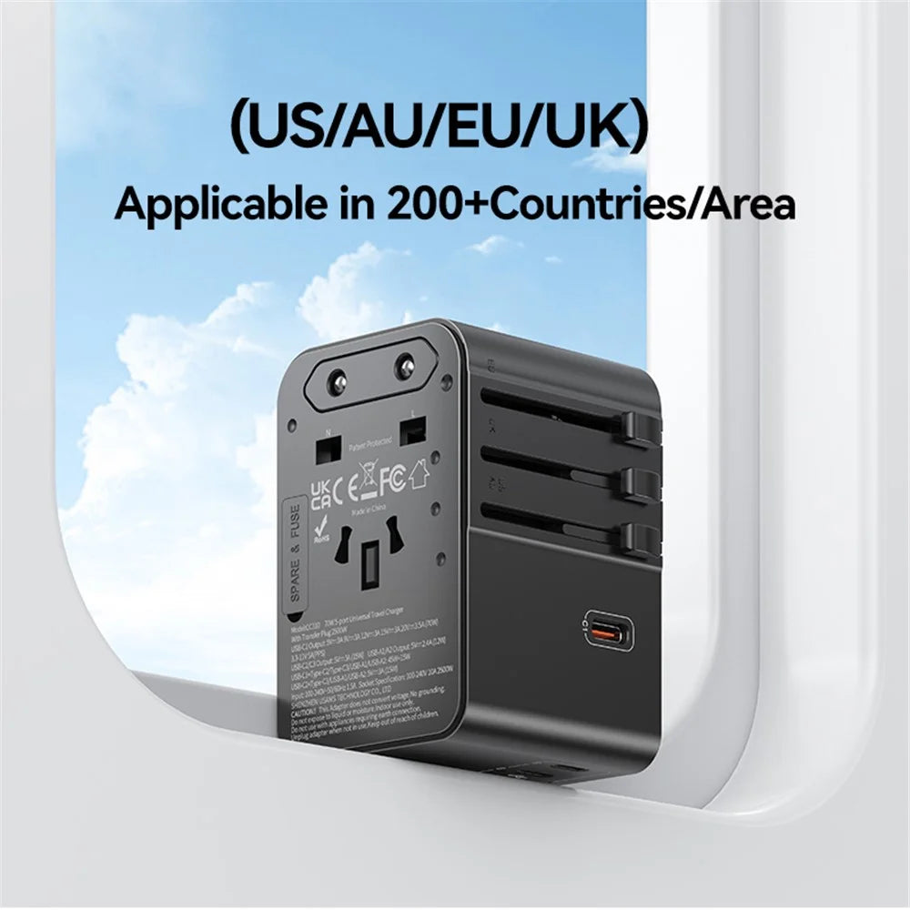 USAMS CC310 T68 70W Travel Phone Adapter 5-Port Multi-Country Converter Fast Charging 2500W Wall Charger - 7