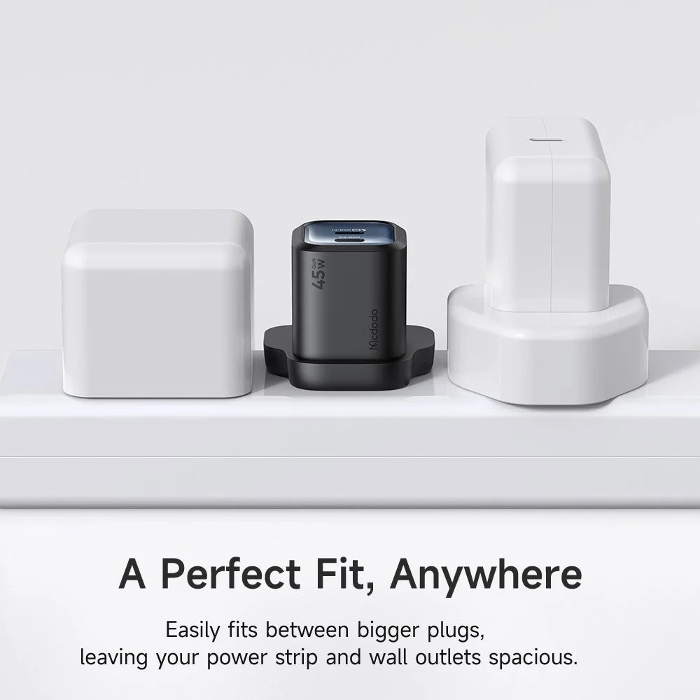 MCDODO CH-099 UK Plug 45W Ultimate Mini GaN Charger Dual USB C Fast Charging Power Adapter - Black - 3