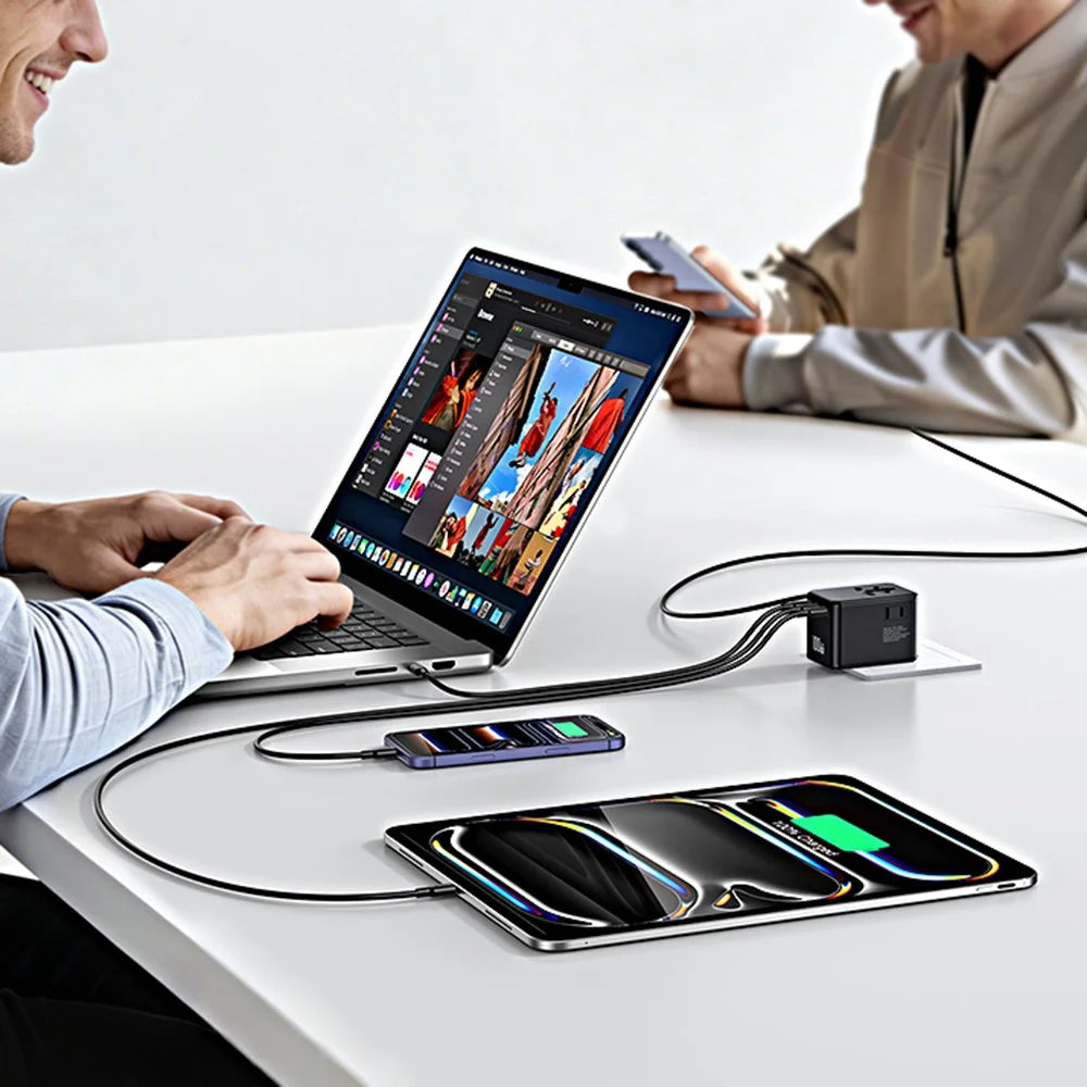 USAMS CC334 T72 100W Fast Charging Power Adapter USB-A + 3 USB-C Portable 4-Port Travel Charger - Black - 4