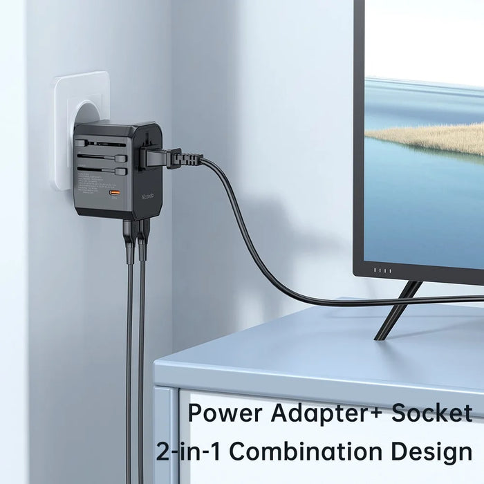 MCDODO CP-4290 PD 33W Travel Charger Adapter with 2 USB-A, Type-C, 2-in-1 Universal Wall Charger + Socket (Black) - 4