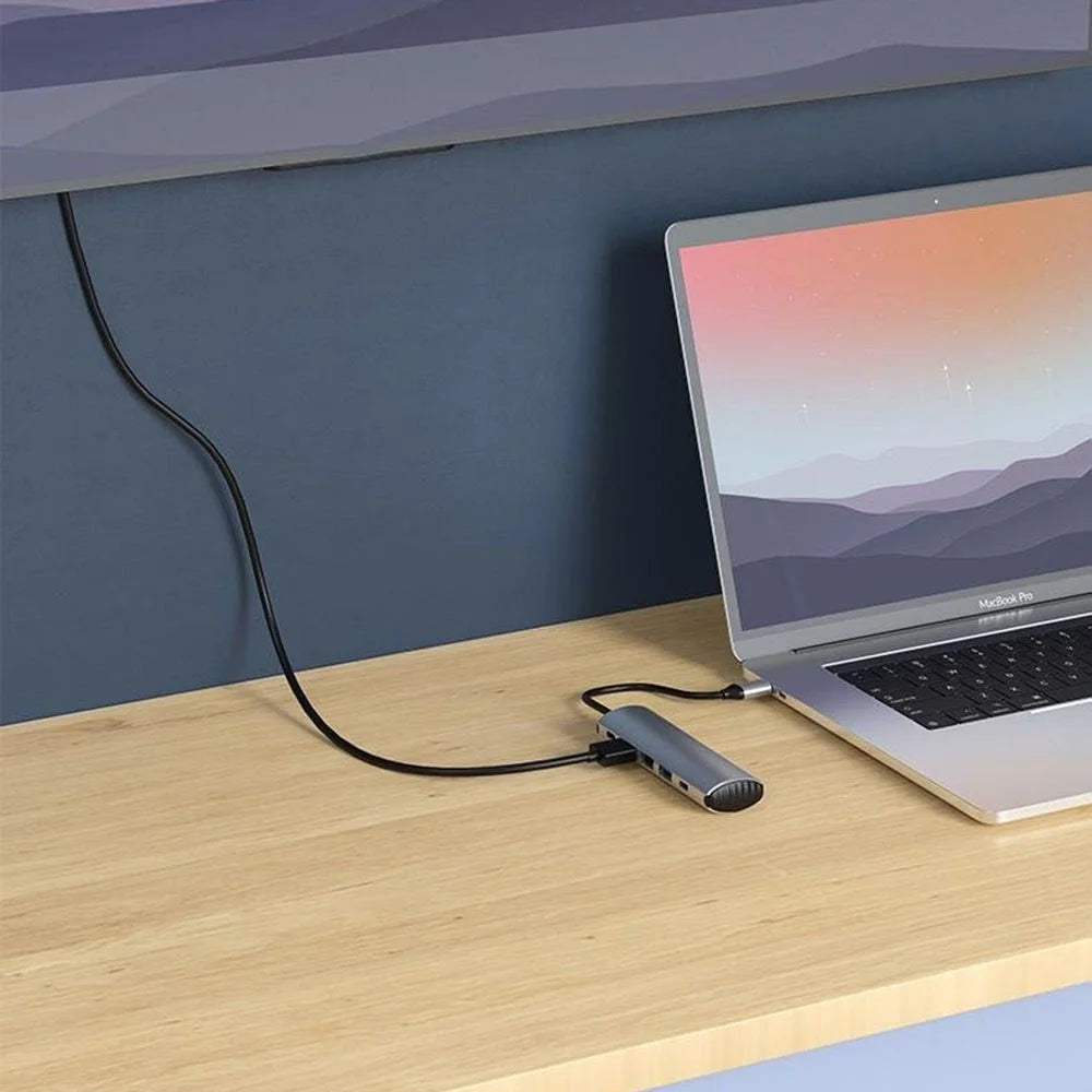 FX-2310C 5-in-1 Data Transfer Type-C Hub with 4K 60Hz HD, USB-A / USB-C and PD 140W Charging Port - 5