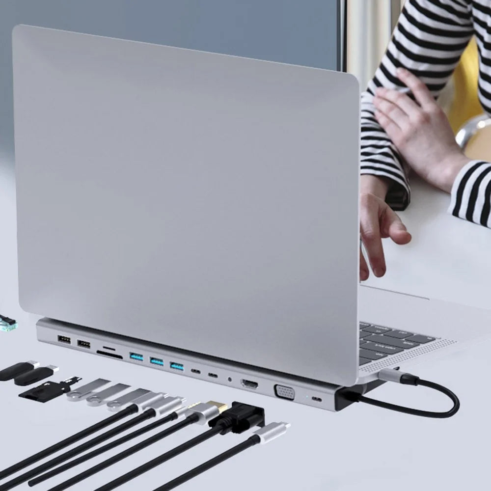 FX-2020 14-in-1 Type-C Hub Multi-Function Docking Station with 4K UHD, USB-C, VGA, SD / TF Reader - 2