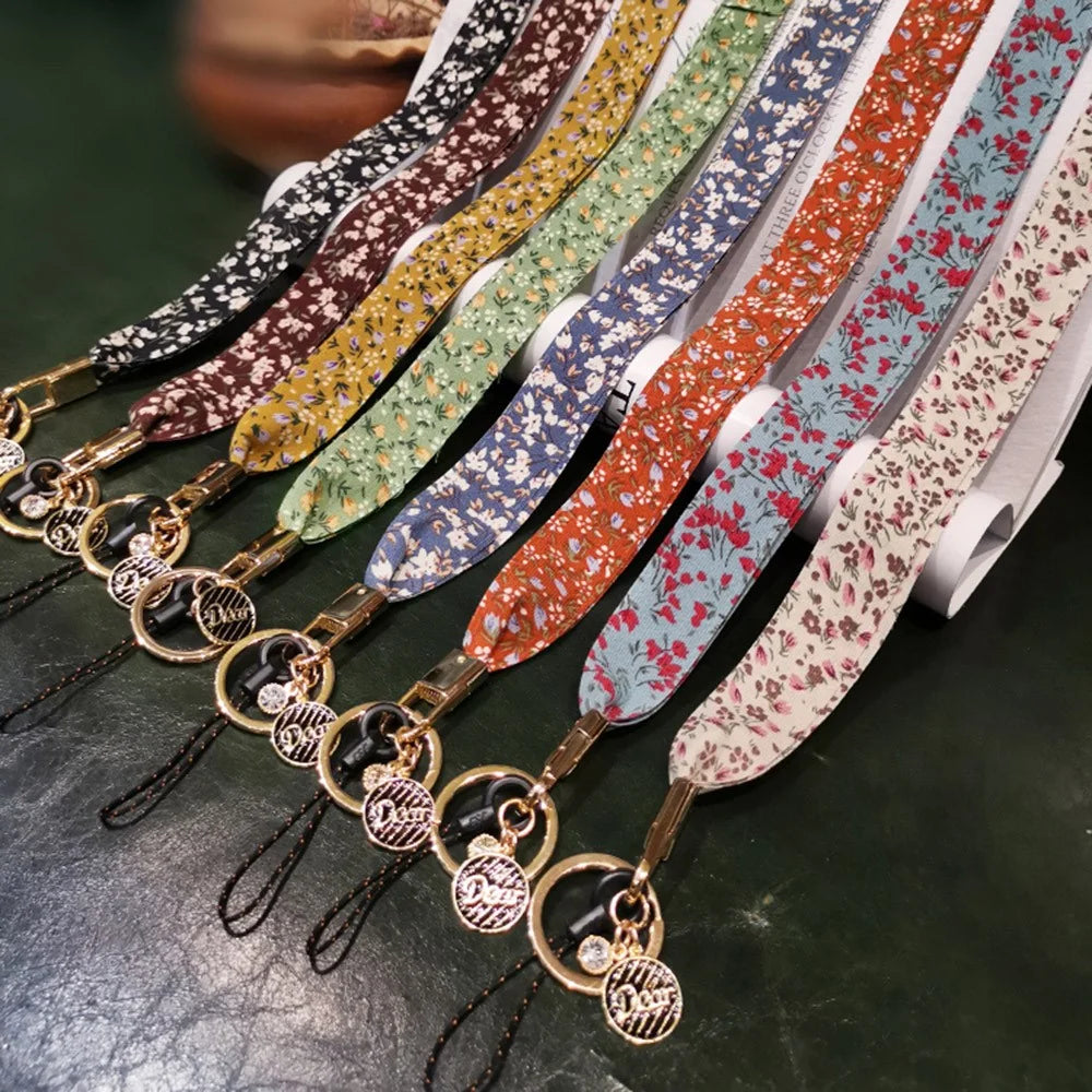 Universal Cell Phone Lanyard Floral Patterns Neck Strap Key Chain Long Lanyard Strap Keychain Holder - Beige - 7