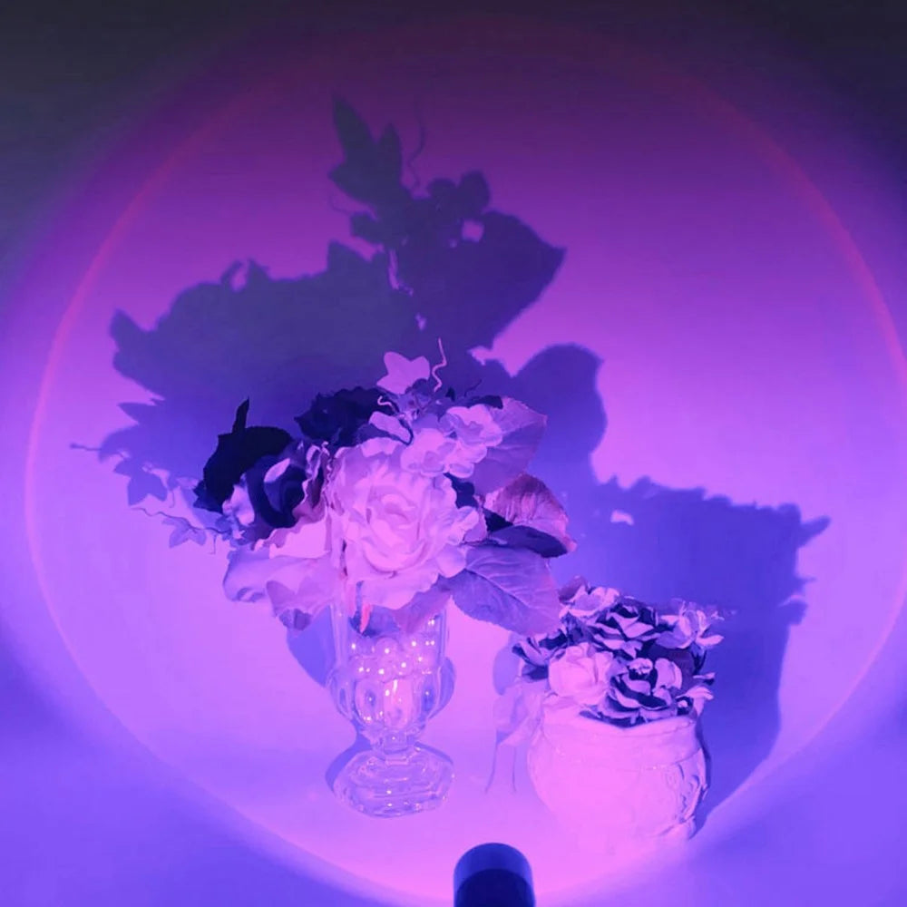 R13 Romantic Sunset Projector Lamp USB Atmosphere Lamp LED Night Light for Bedroom Coffee Store, 7 Colors - 3