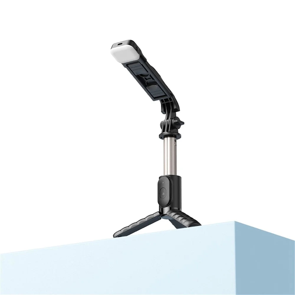 MCDODO MDD SS-1781 Aluminum Alloy Extendable Rod Selfie Stick Bluetooth-compatible Remote Control Tripod with Single Fill Light - Black - 7