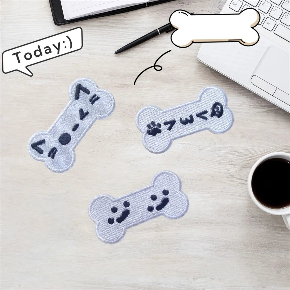3 Pcs Cute Cartoon Expression Embroidered Patches Creative Self-Adhesive Appliques DIY Craft Decorations - 2