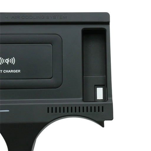 WINAUTO For X3 / X3M / G01 / G08 2018-2019 / X4 G02 2019-2020 Car Wireless Charger with QC3.0 Port - 2