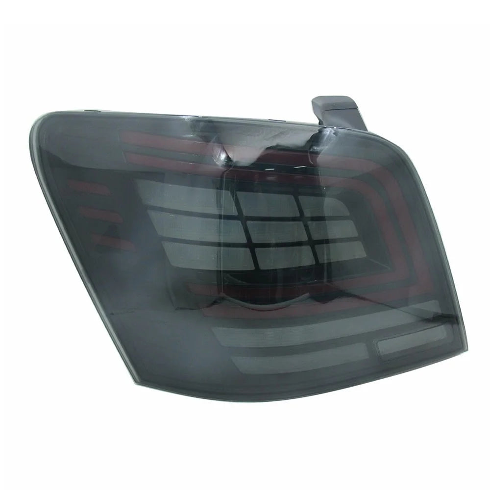 WINAUTO 2Pcs Car LED Taillight for GLK 2007-2015 Multi-function Turn Signal Light - Transparent Black - 2