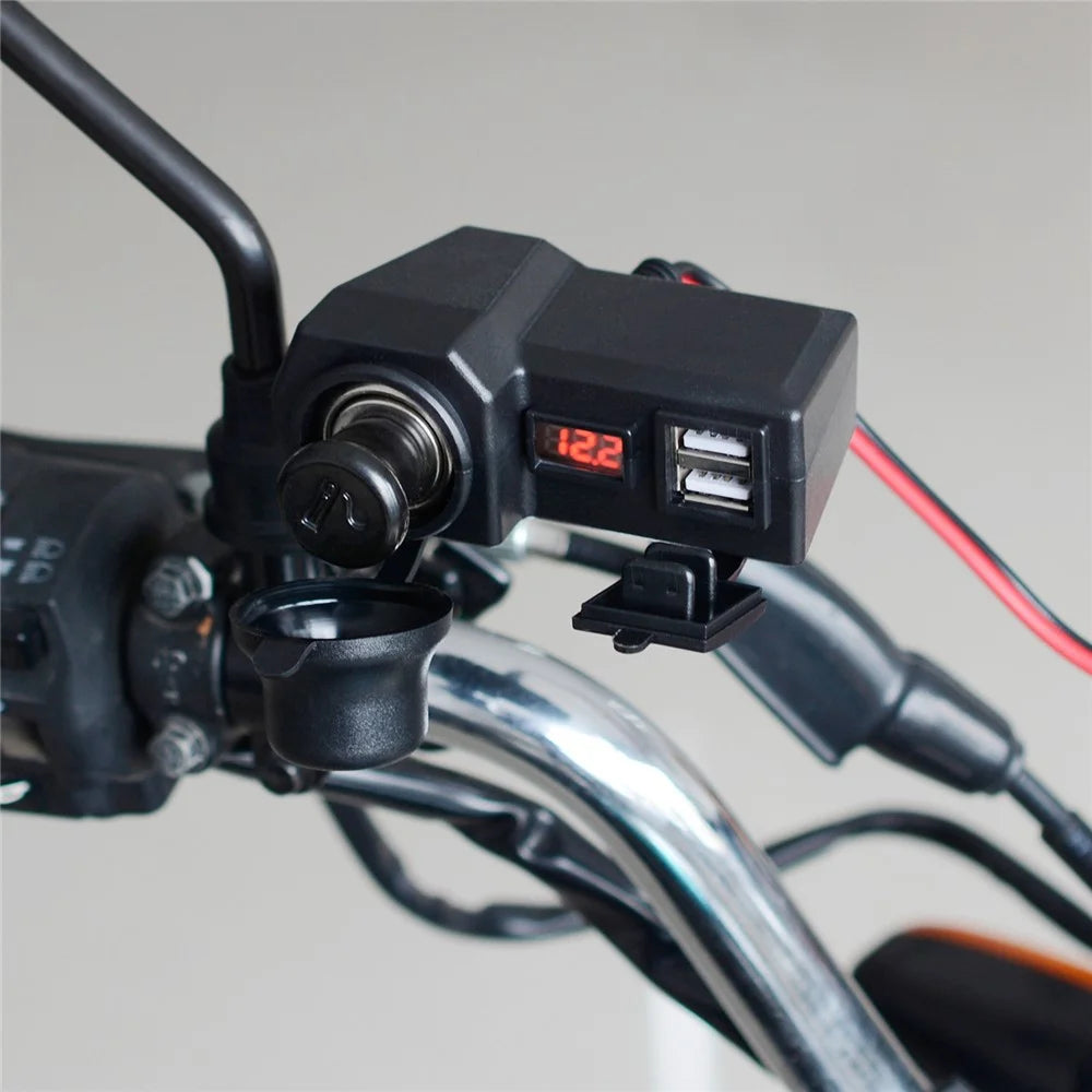 CS-1072B1 10-24V Motorcycle Dual USB Charger+Voltmeter+Cigarette Lighter Head Waterproof Multifunction Phone Charging Adapter - 2