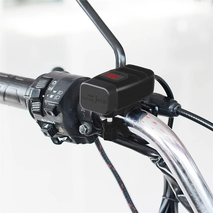 WUPP ZH-854A Motorcycle Handlebar Dual USB QC3.0 Phone Charger Voltmeter Fast Charge Adapter with Switch - Red Voltmeter - 2