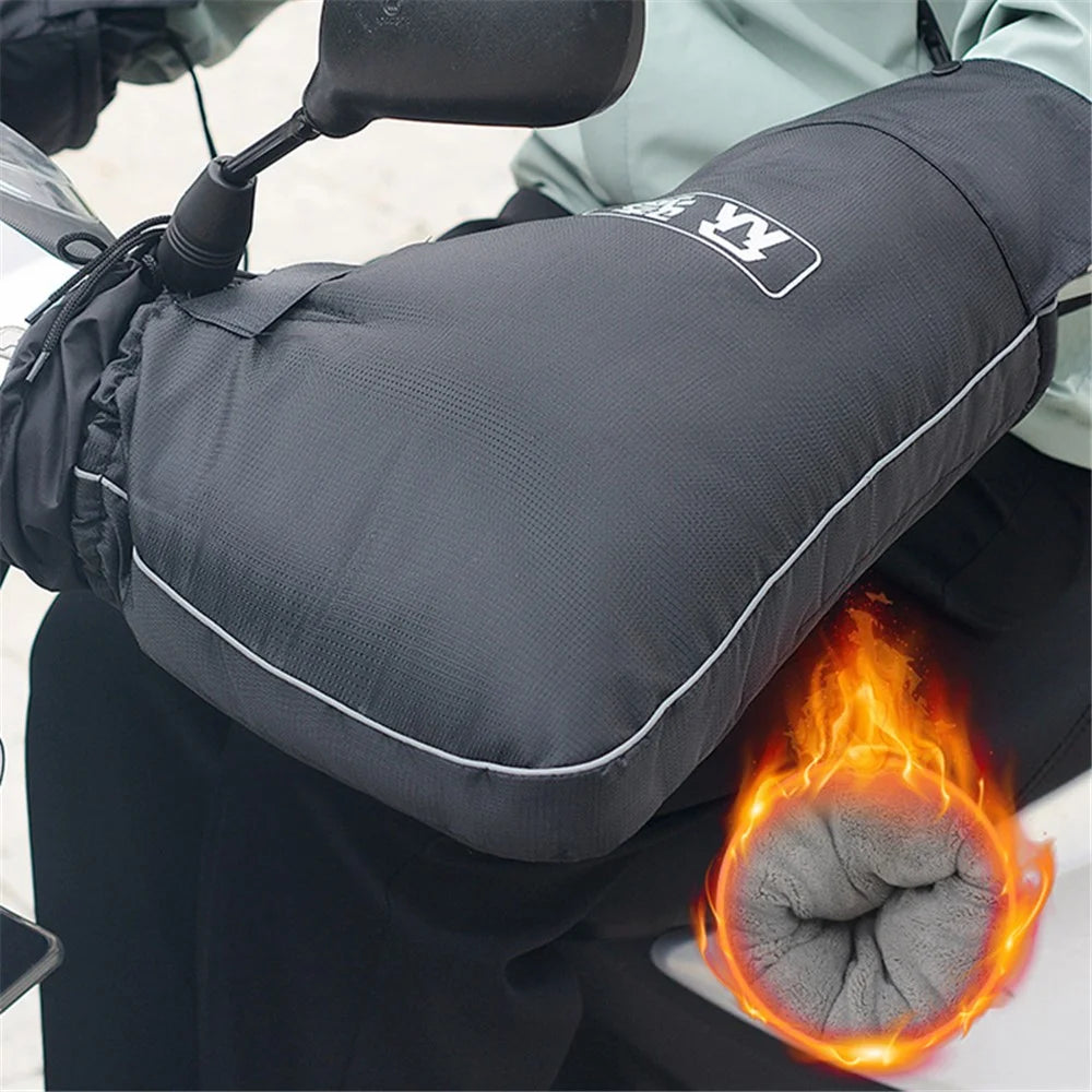 WUPP CS-1506A2 1 Pair Motorcycle Handle Gloves Winter Electric Bicycle Warm Handlebar Cover, Small Opening - 2