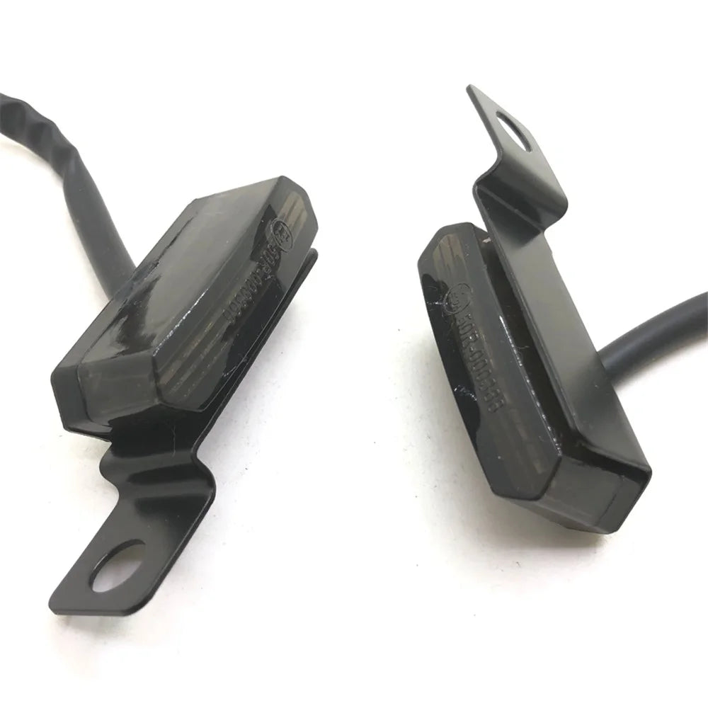 2Pcs Universal Motorcycle Flowing Water Turn Signal LED Light Brake Clutch Lever Flashing Lamp for Honda Yamaha Kawasaki Suzuki - Black - 4