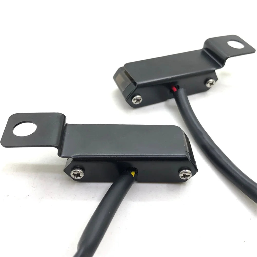 2Pcs Universal Motorcycle Flowing Water Turn Signal LED Light Brake Clutch Lever Flashing Lamp for Honda Yamaha Kawasaki Suzuki - Black - 6
