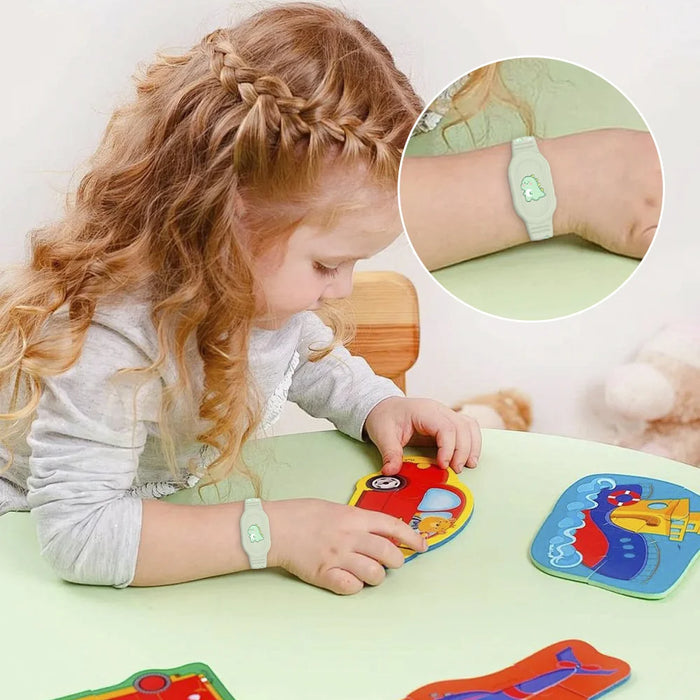 For Samsung Galaxy SmartTag2 Silicone Wristband Cartoon Waterproof Protective Case Holder - Green Mint Dinosaur - 6