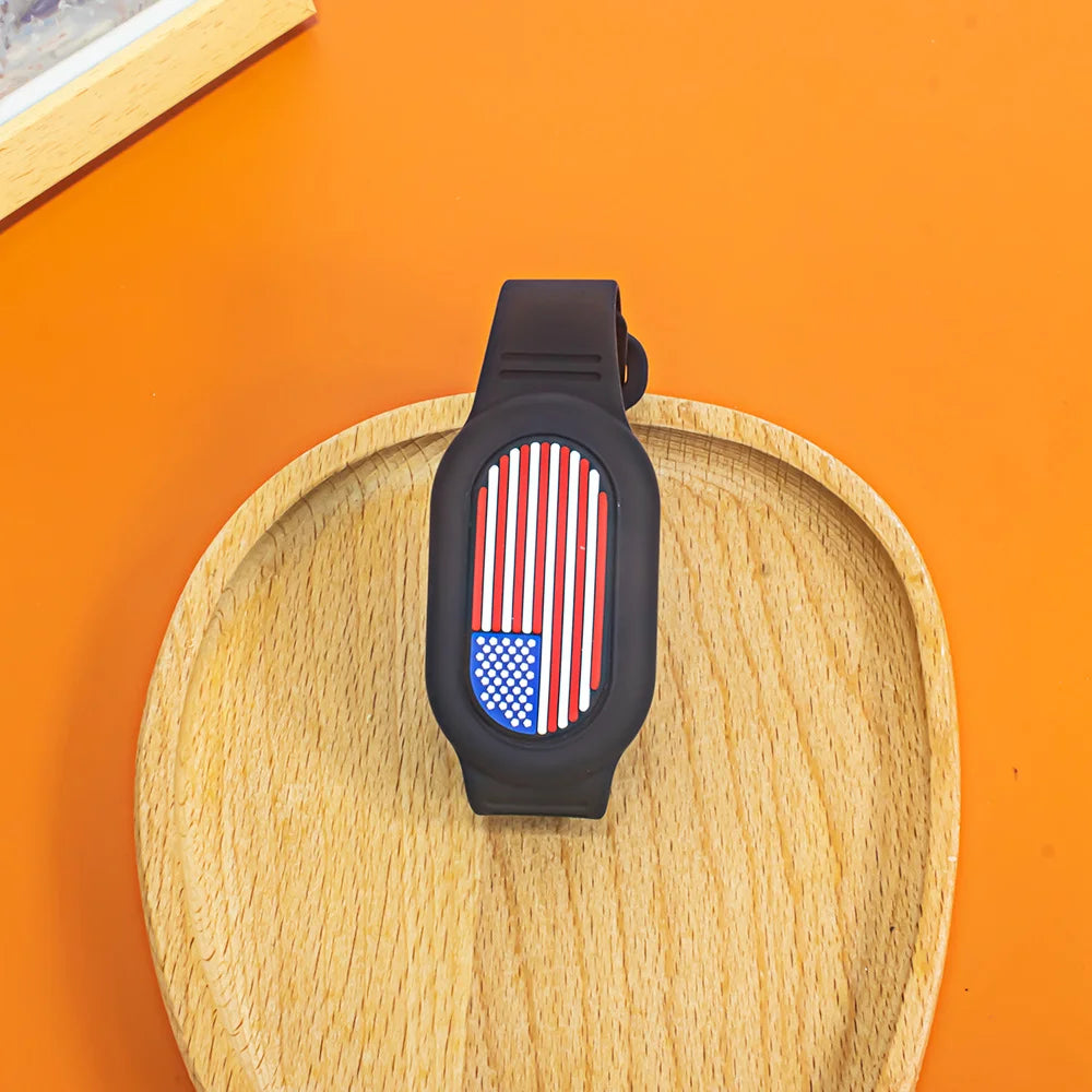 Silicone Bracelet Case for Samsung Galaxy SmartTag2 Cartoon IPX8 Waterproof Clip-On Full Cover Wristband - Black American Flag - 6