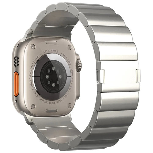For Apple Watch Series 11 10 42mm / 9 8 7 41mm / SE3 SE2 SE 6 5 4 40mm / 3 2 1 38mm Titanium Alloy Watch Band Magnetic Lock - Silver - 1