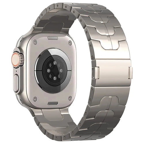 For Apple Watch Series 11 10 42mm / 9 8 7 41mm / SE3 SE2 SE 6 5 4 40mm / 3 2 1 38mm Magnetic Buckle Titanium Alloy Band - Titanium - 1