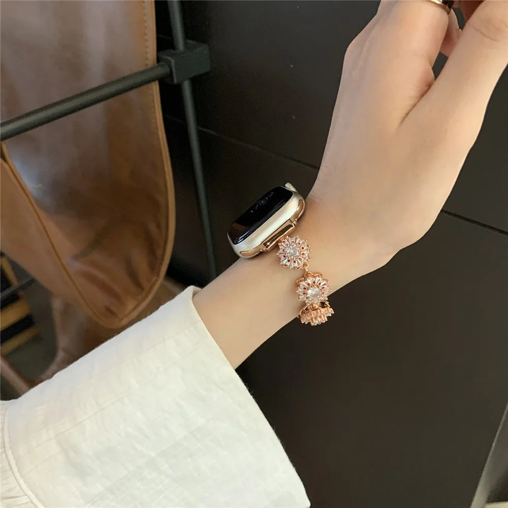For Apple Watch Series 11 10 42mm / 9 8 7 41mm / SE3 SE2 SE 6 5 4 40mm / 3 2 1 38mm Zircon Wrist Strap - Rose Gold - 3