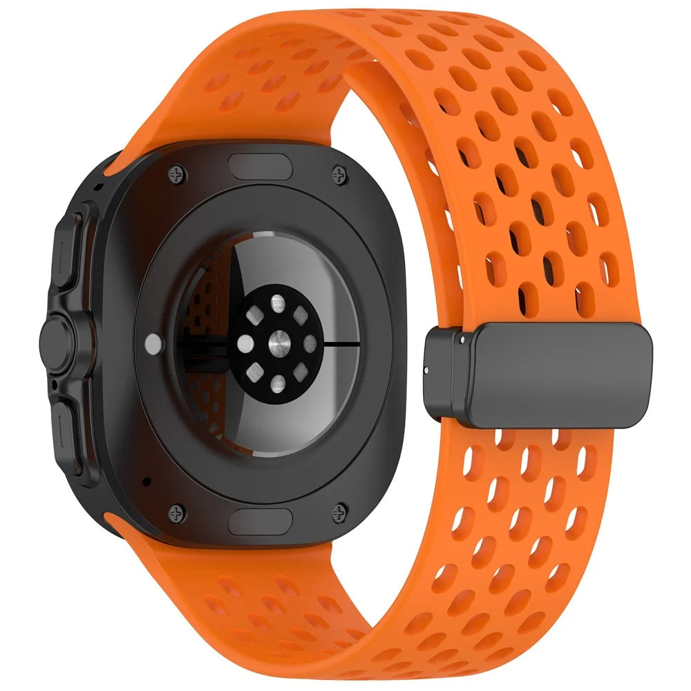 For Samsung Galaxy Watch Ultra2 47mm / Watch Ultra (2025) 47mm / Watch Ultra 47mm Silicone Watch Band Replacement Strap with Magnetic Folding Buckle - Orange - 1