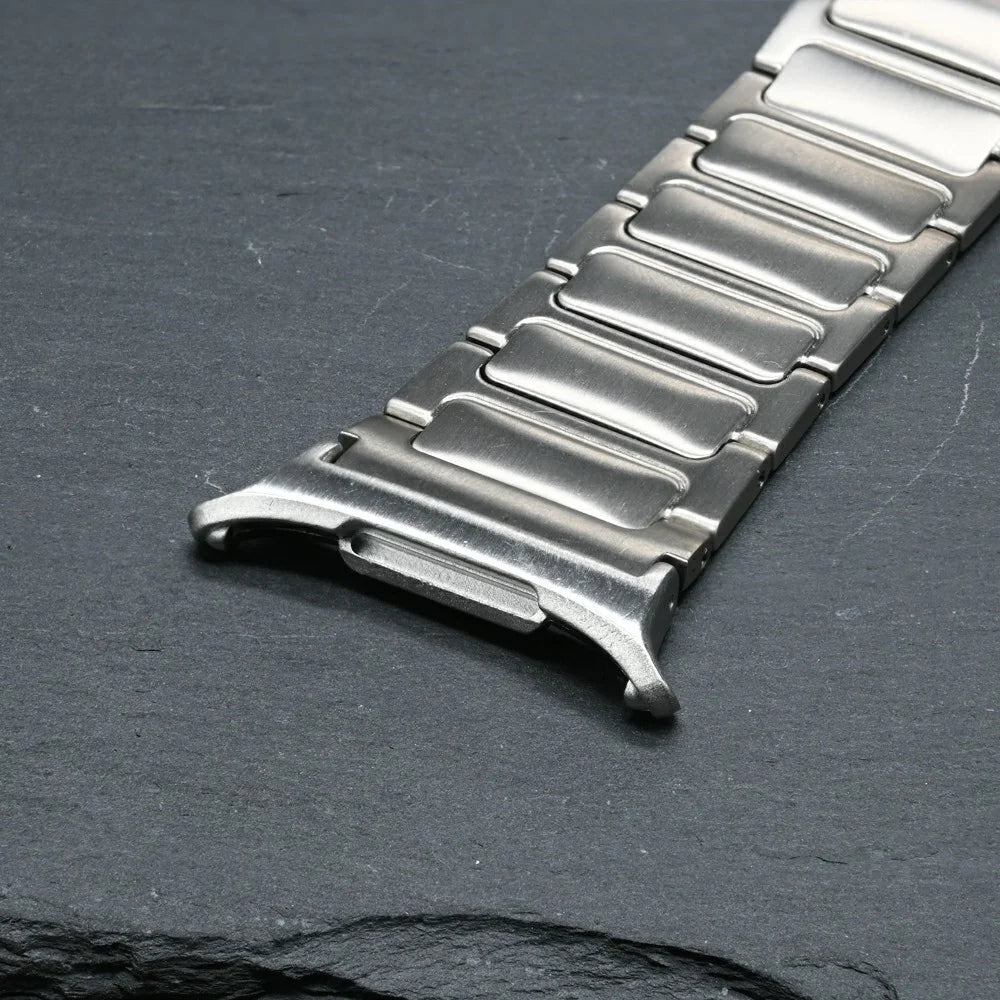 For Samsung Galaxy Watch Ultra2 47mm / Watch Ultra (2025) 47mm / Watch Ultra 47mm Replacement Watch Band Folding Buckle Titanium Alloy Strap - Silver - 6