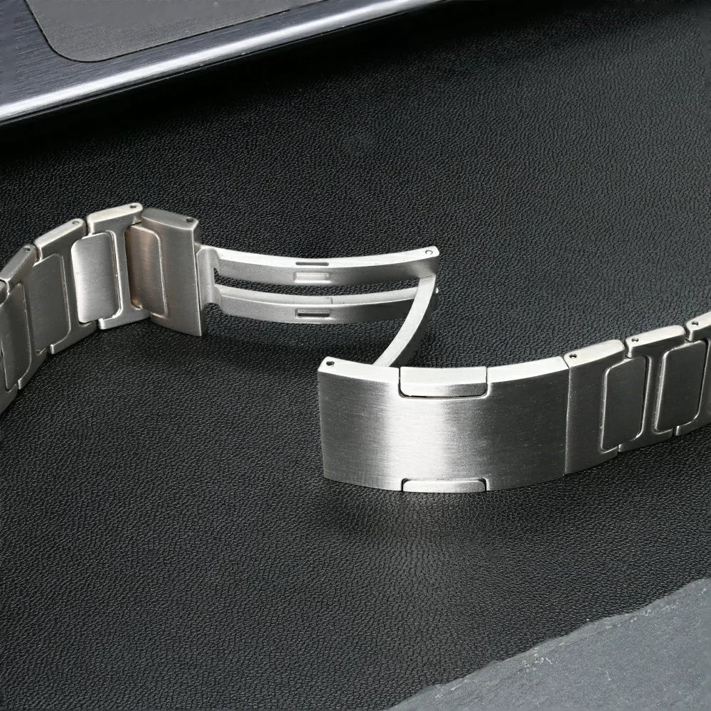 For Samsung Galaxy Watch Ultra2 47mm / Watch Ultra (2025) 47mm / Watch Ultra 47mm Replacement Watch Band Folding Buckle Titanium Alloy Strap - Silver - 7